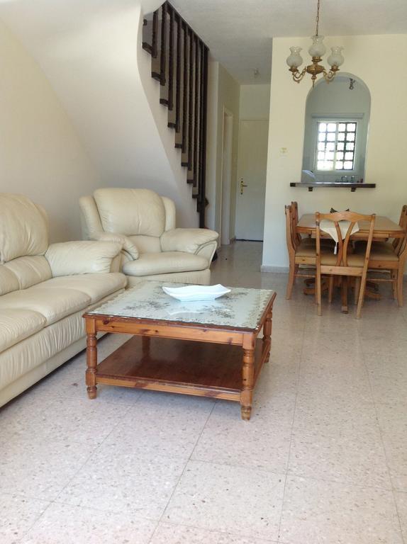Paphos Townhouse Villa Buitenkant foto