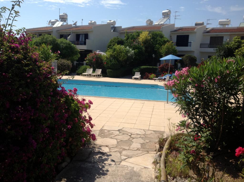 Paphos Townhouse Villa Buitenkant foto